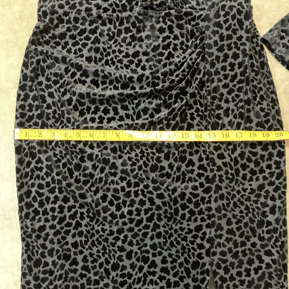 Vestido Talbots Mujer Grande Pequeño Negro Terciopelo Burnout Manga Larga Hasta la Rodilla Foto 4 de 4