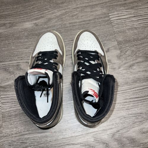 Size 8.5 - Jordan 1 Retro OG x Travis Scott High Mocha - Picture 3 of 7