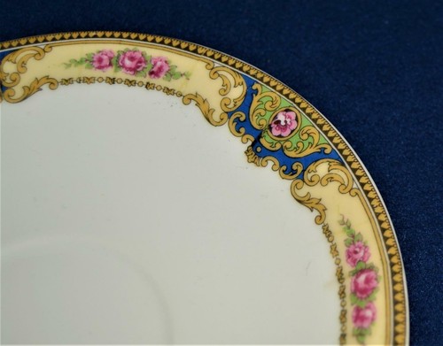 Atq ELITE LIMOGES France Pink FLOWERS by Cream Blue Border Pattern 5" Fruit Bowl - Picture 4 of 4