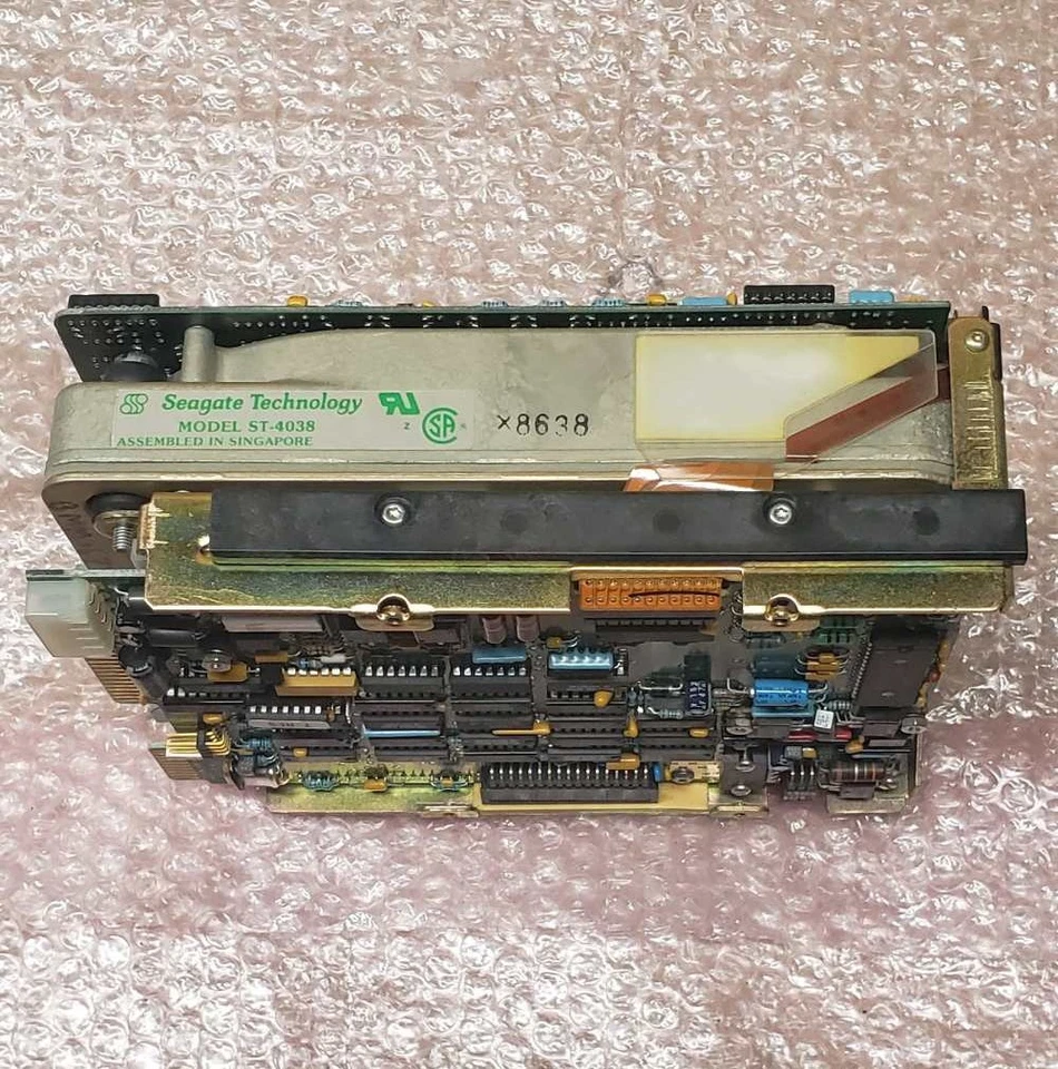 Tested vintage 1986 Seagate ST4038 30MB 5.25" FH MFM hard disk drive, IBM 5170 - Image 2 of 4