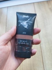 Image of New Sealed Sleek MakeUP Lifeproof Foundation LP21 30ml Oil-free Sweat-proof