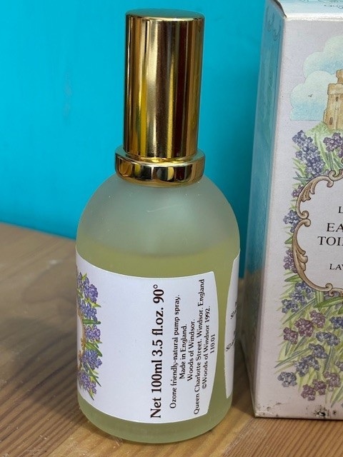 WOODS OF WINDSOR LAVENDER EAU DE TOILETTE SPRAY BOTTLE 3.5 OZ W/ BOX AS SHOWN