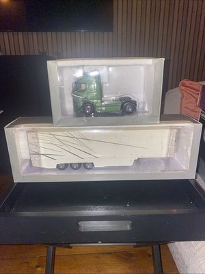 Motorart 1.43 Volvo FH16 Traktor Globetrotter XL grün neuwertig Modelle Boxen sehr guter Zustand