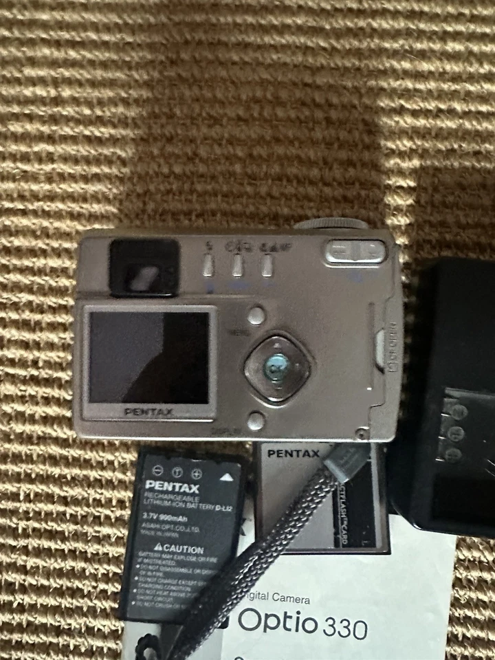 PENTAX Optio 330 3.34 MP Digital Camera Silver WORKS RR - Image 4 of 4