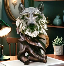 NEW 11" Grey White Wolf Head Bust. Brown Base. Resin Figurine Sculpture 11x6x6