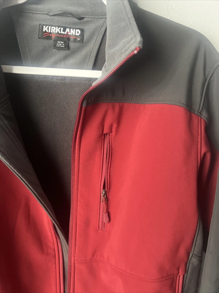 Kirkland Signature Mens Softshell Jacket Plum Medium - Image 3 of 4