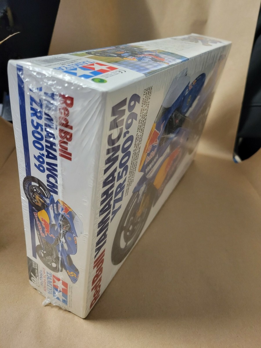 TAMIYA Yamaha WCM YZR500 '99 RedBull 1/12 Model Kit #No.76 TAMIYA Yamaha WCM YZR500 '99 RedBull 1/12 Model Kit #No.76