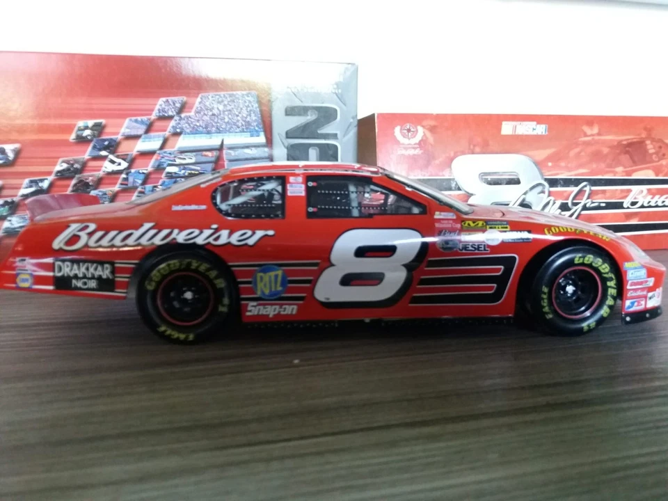 1/24 NASCAR modellino metallo Dale Earnhardt Jr #8 Budweiser - Immagine 3 di 4