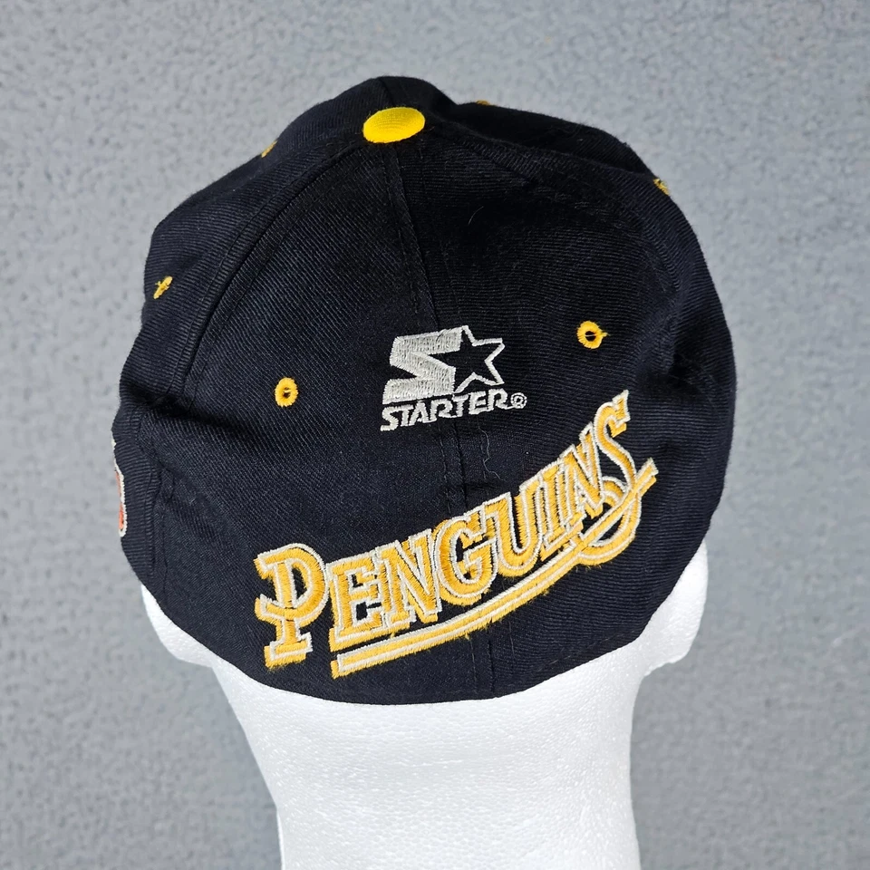 Vintage Starter “The Natural” NHL Pittsburg Penguins Fitted Cap Hat USA 7 1/4 - Image 3 of 4
