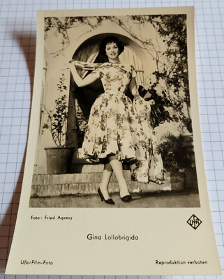 AK Film-Star GINA LOLLOBRIGIDA | Portrait | Alte Foto-StarPostKarte #1850