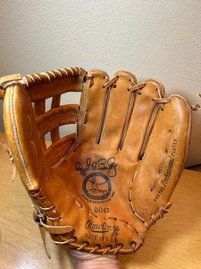 Rawlings August Busch Ceremonial 1982 World Champions Baseball Glove READ
