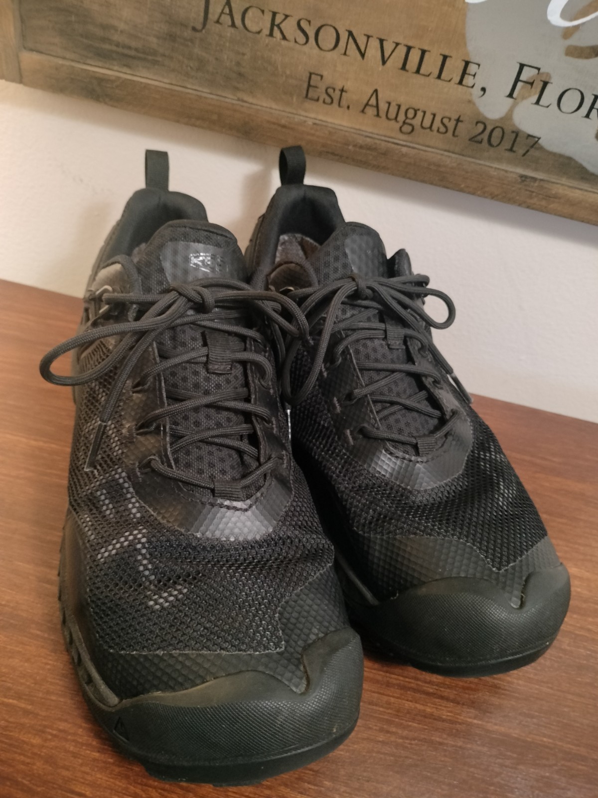 Scarpe uomo KEEN impermeabili nere taglia 9 affascinanti infradito