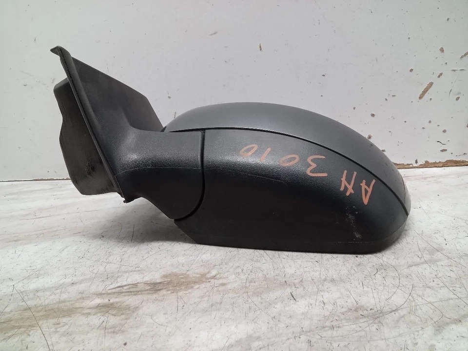 2017 FORD ESCAPE LEFT DRIVER SIDE VIEW MIRROR W/ BLIND SPOT - Image 4 of 4