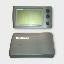Raytheon ST40 Depth Instrument Display -E22044- *MME REFURB REBUILT LCD SCREEN*