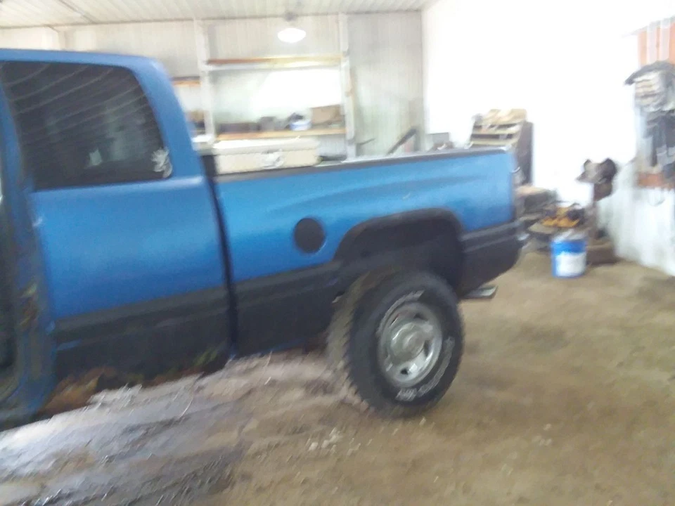 Bomba de refrigerante 3,9 L 6-239 compatible con 93-03 DAKOTA 2094683 Foto 4 de 4