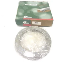 455019 NEW CHICAGO RAWHIDE SKF SCOTSEAL CLASSIC SINGLE LIP OIL SEAL 392-9001