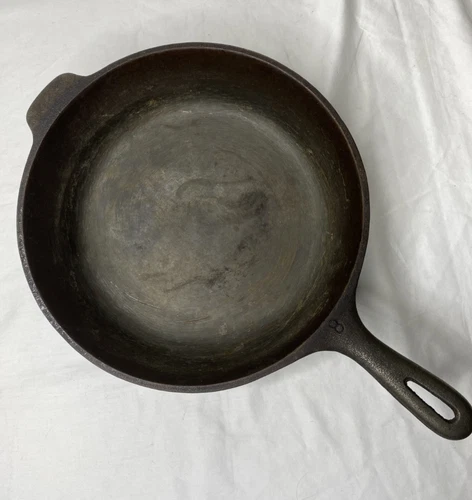 Wagner Ware 10 1/2 Inch #8 Cast Iron Skillet Chicken Fryer Cookware