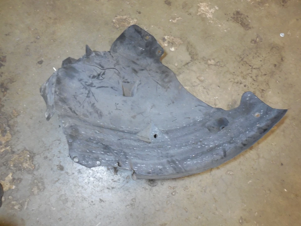 Guardabarros delantero izquierdo superior forro 2306980530 02-06 mercedes-benz r230 sl500 sl600 Foto 3 de 4