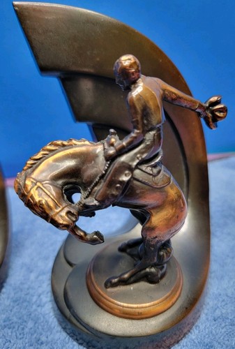 Vintage Set 30er Jahre Trophäe Basteln Bucking Pferde Gusseisen & Bronze Buchstützen. - Bild 12 von 15