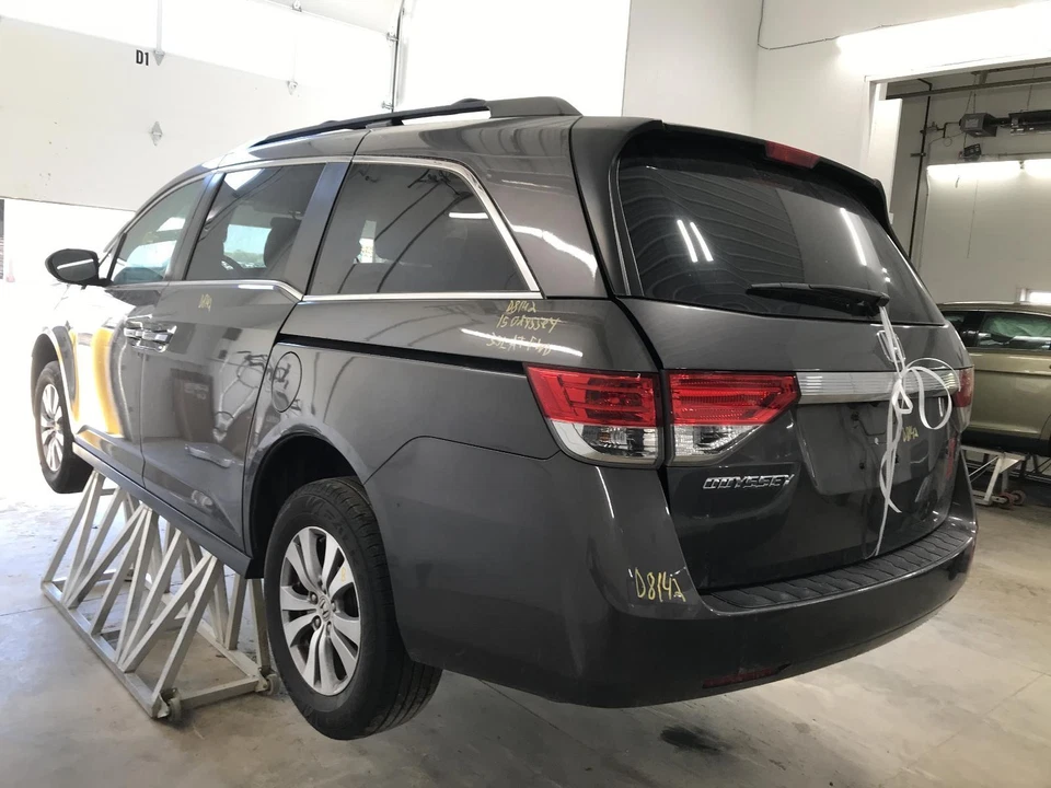 Conjunto de faros izquierdos usados se adapta a: Honda Odyssey 2015 halógeno izquierdo grado A Foto 3 de 4
