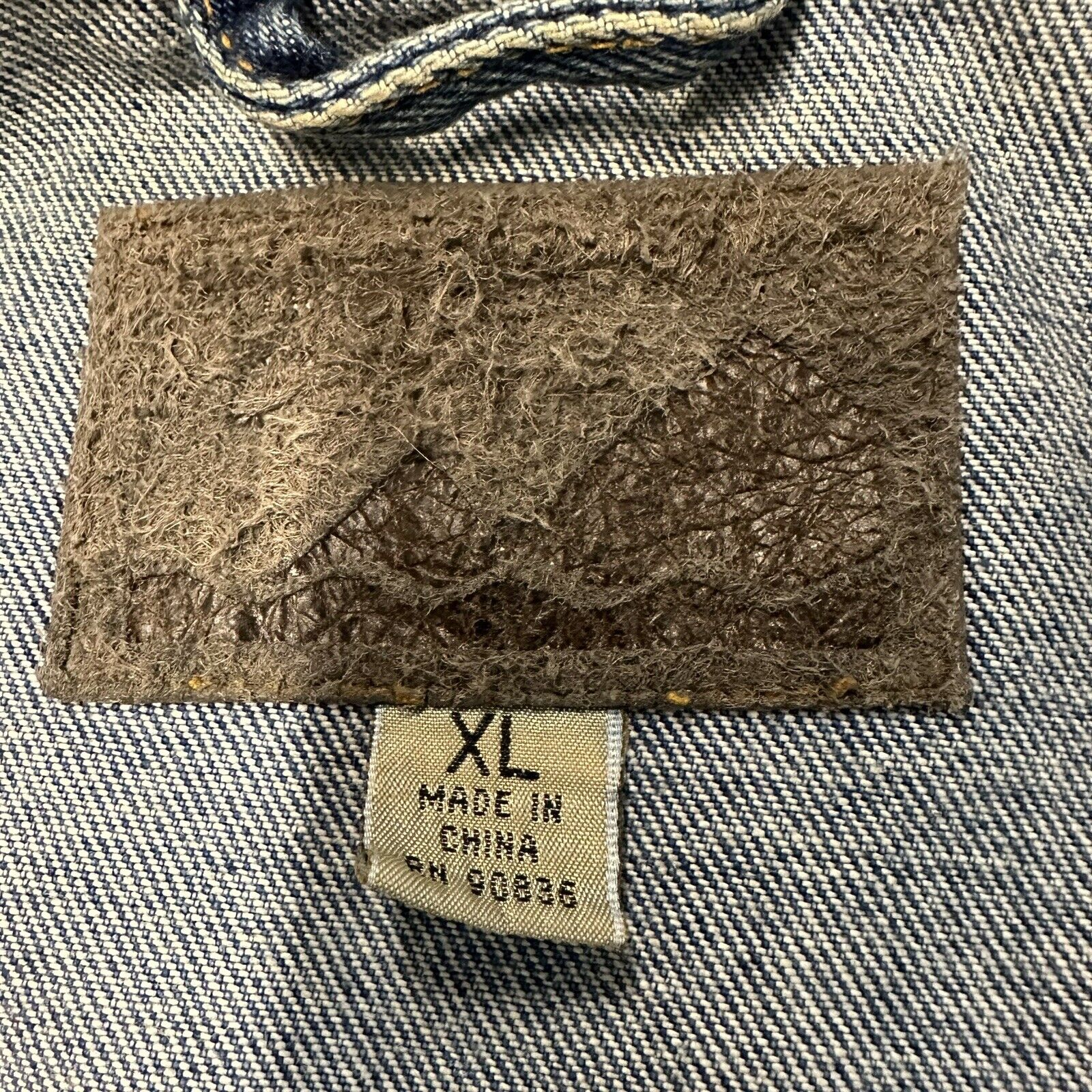 Picture 2 of 18