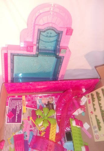 BARBIE MEGA BLOKS POOL PARTY AND PET STORE WITH BOXES USED FOR PARTS - 第 4/6 張圖片