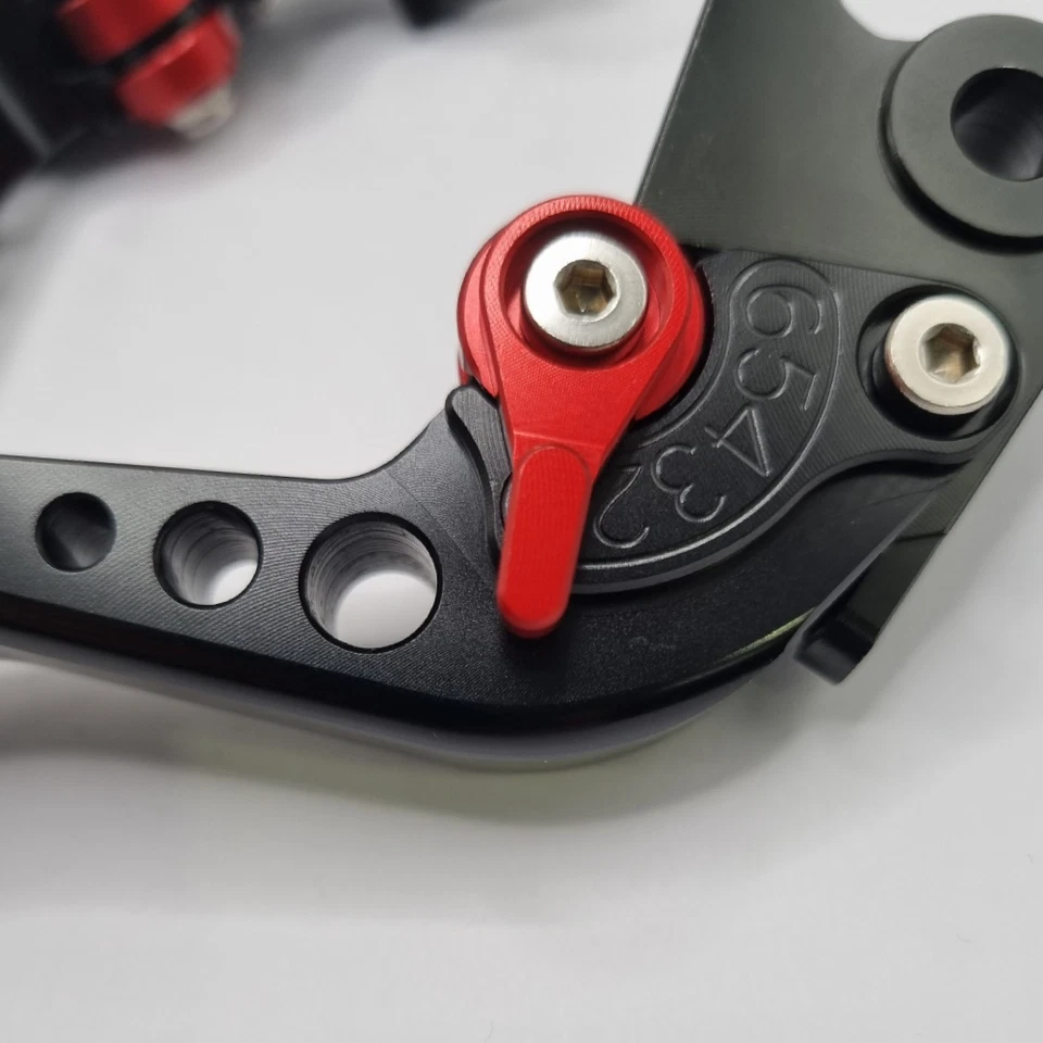 Palancas cortas negras de embrague y freno para Lexmoto Viper 125 [SK125-22A] Foto 4 de 4