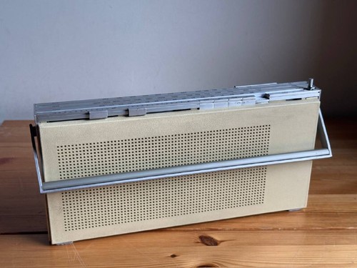 B&O Bang & Olufsen Beolit 700 radio vintage hi-fi audio player AM FM - Bild 1 von 6