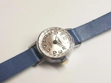 Nice Vintage Crystalline CHAIKA USSR Hand-Winding Mechanical Women's Watch Uhr