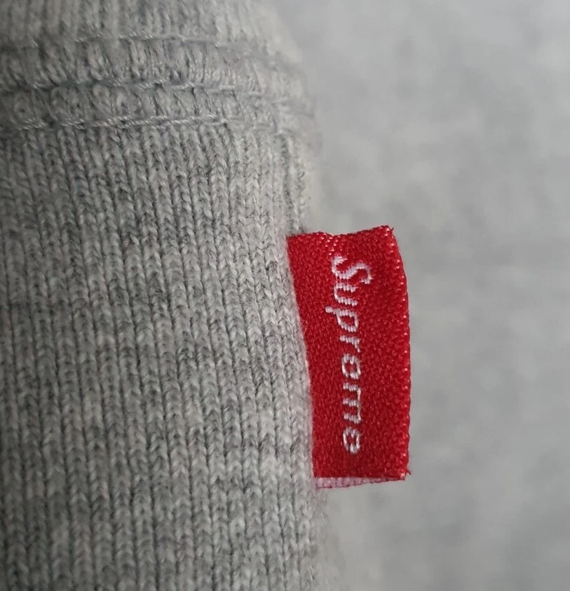 Felpa con cappuccio SS21 Supreme Kaws Chalk Logo grigio erica scatola logo felpa con cappuccio L