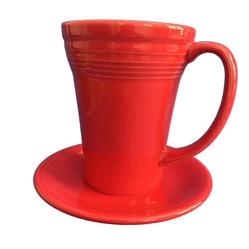 Fiesta  Bistro latte Mug Cup w matching plate Scarlet 18 oz Excellent Condition