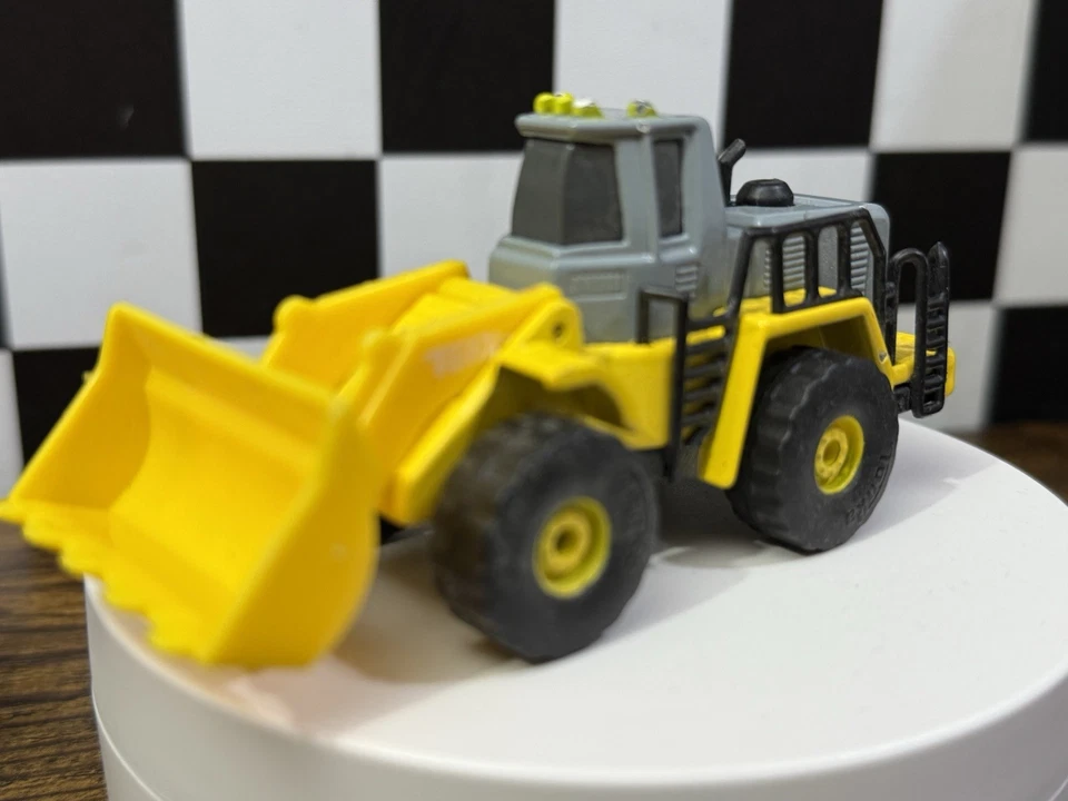 Литой металлический самосвал Funrise Tonka, фронтальный погрузчик, танкер, бульдозер - Изображение 3 из 4