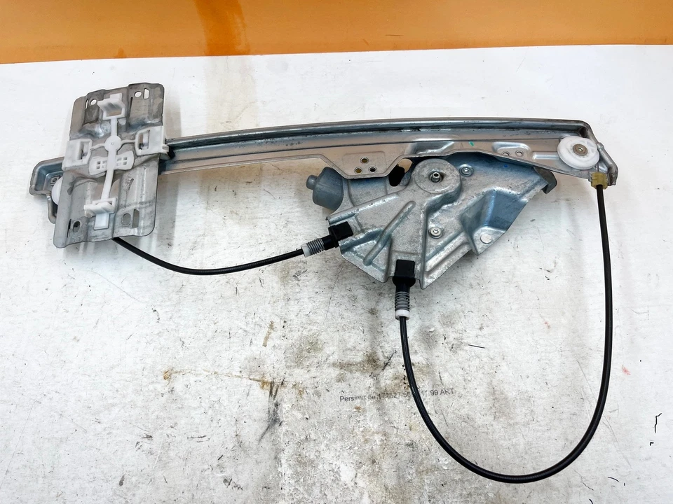18-19 FORD EXPLORER FRONT LEFT LH DRIVER SIDE DOOR WINDOW REGULATOR W/ MOTOR OEM - Image 2 of 2
