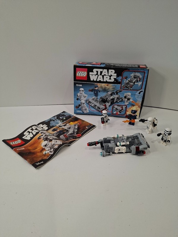 Lego Star Wars - 75166 - First Order Transport Speeder Battle