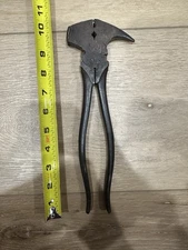 VINTAGE CRESCENT FENCE PLIERS 1936-10 FENCING 10.5” USA Waffle Pattern Grip