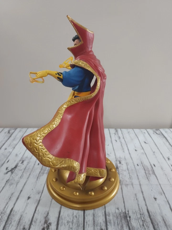 Estatua de PVC Dr Strange Diamond Select Marvel Gallery Foto 2 de 4