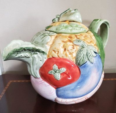 Fitz and Floyd ''Vegetable Garden'' Teapot.  Issued in the 1990s. Nice Condition.