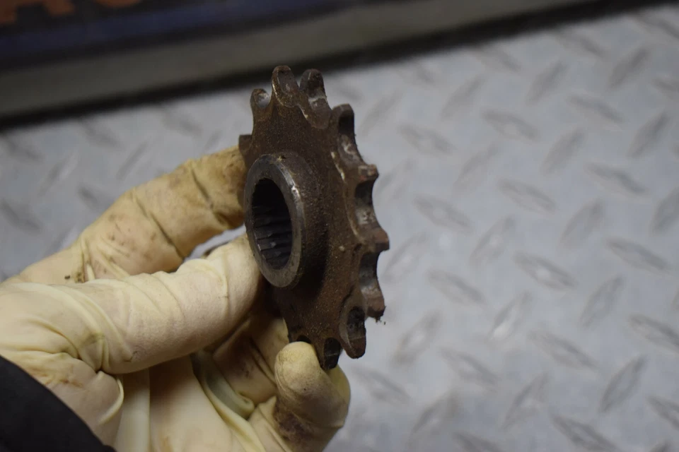 FG9 FRONT DRIVE SPROCKET GEAR 08 YAMAHA RAPTOR 250 R YFM250 YFM QUAD FREE SH - Изображение 4 из 4