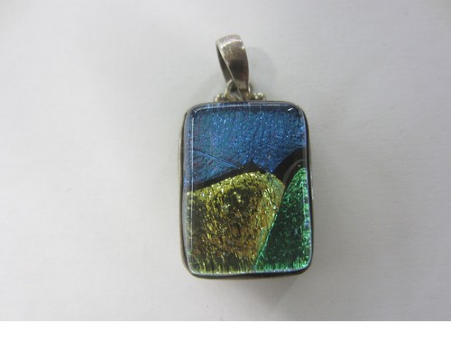 Hermoso colgante vintage de plata de vidrio dicroico azul/amarillo/verde - Imagen 1 de 3