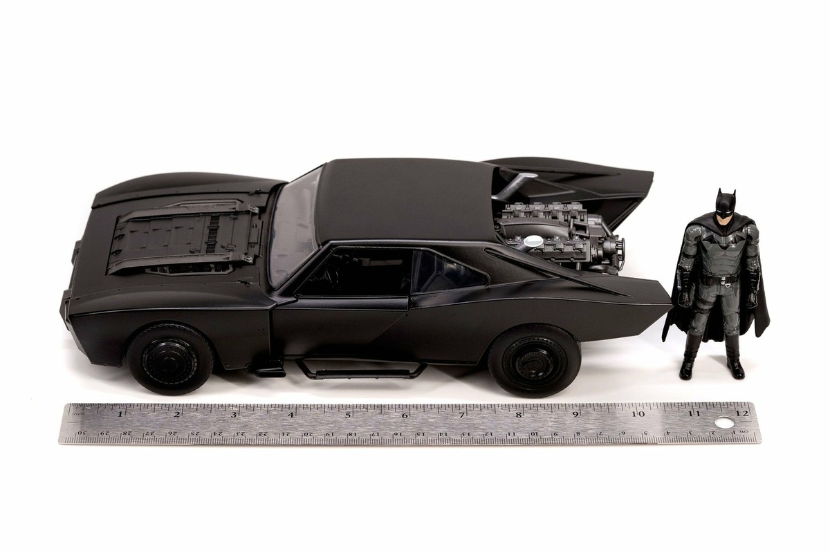 バットモービル　未開封　バットマン　ミニカー　　1/18 ミニカー 1/18 JadaTOYS 特別豪華モデル 1966年 バットマン TV