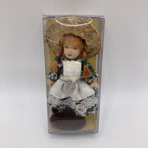 Anne of Green Gables Figure | eBay