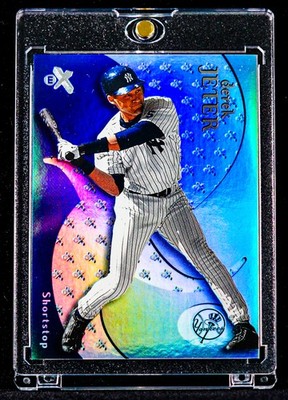 DEREK JETER RARE REFRACTOR HOLO FOIL YANKEES HOLOGRAM AWESOME INVESTMENT CARD