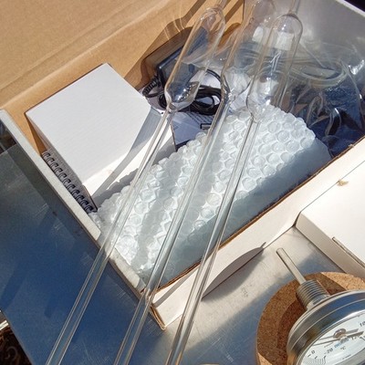 Assortment of Lab Chemistry Items Beakers, Test Tubes, Tube Rack