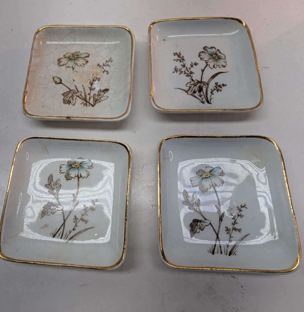 LOT OF 4 MADDOCK & COMPANY Royal Stone China OPEN FLOWER BUTTER White Gold Lined