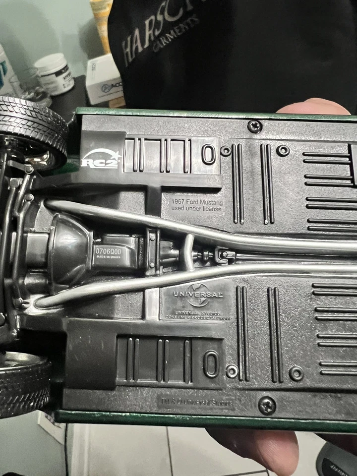 “NO BOX” Castrol SYNTEC Limited 1967 Ford Mustang: F&F Tokyo Drift - Image 2 of 2