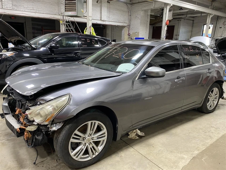 Speedometer Cluster MPH Convertible Fits 11-13 INFINITI G37 1428401 - Image 2 of 4