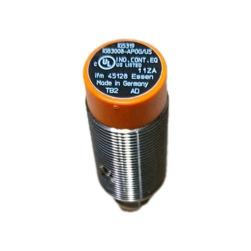 IFM IG5319  Proximity Switch Sensor IGB3008-APOG/US-100-DPO - Image 3 of 3