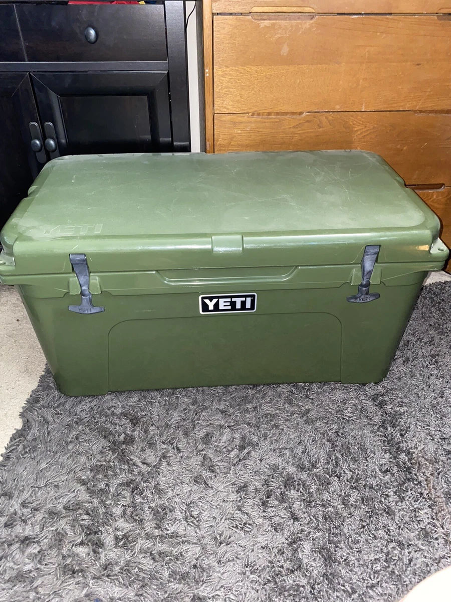 Yeti Tundra 65 Cooler - Camp Green