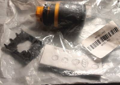 Eaton Moeller M22S PVT 22mm Black PushButton. (Lot of 2). NEW. Free Shipping