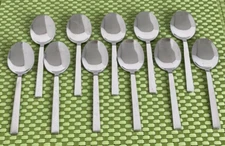 Unbranded Stainless Set of 11 Teaspoons Glossy Plain Flatware - 6 3/4"